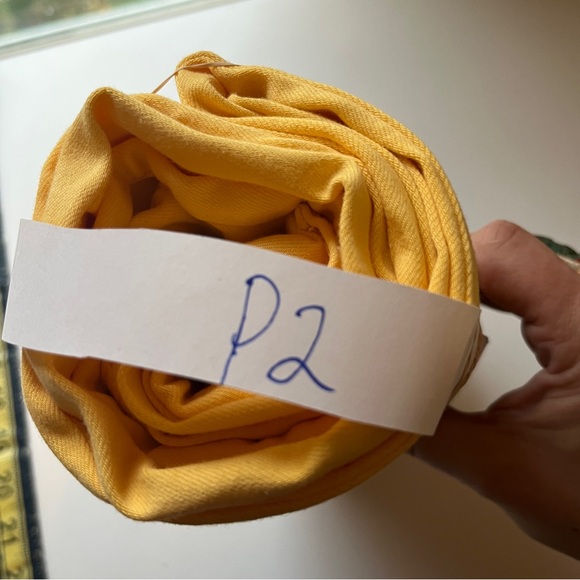 Sunny Yellow Cropped Jeans for Women - Picture 10 of 10